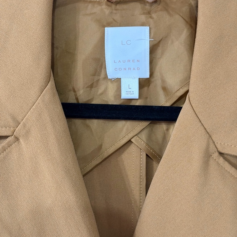 LC Lauren Conrad Camel Belted Trench Dress Pleated Tie Sleeve Pockets Size L - Picture 2 of 8